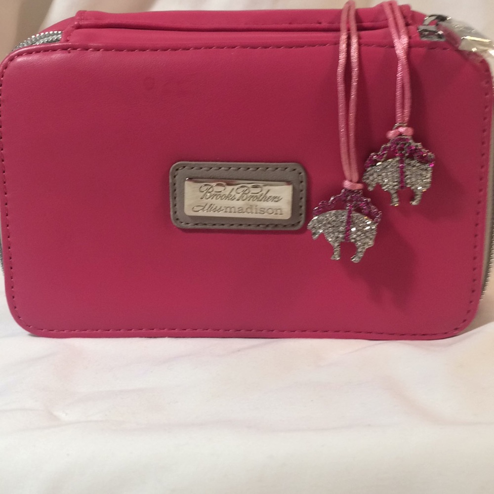 Brooks Brothers Leather Travel Jewelry Case.